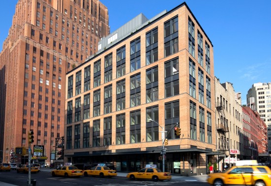 2222_34LeonardSt_ProjPic01