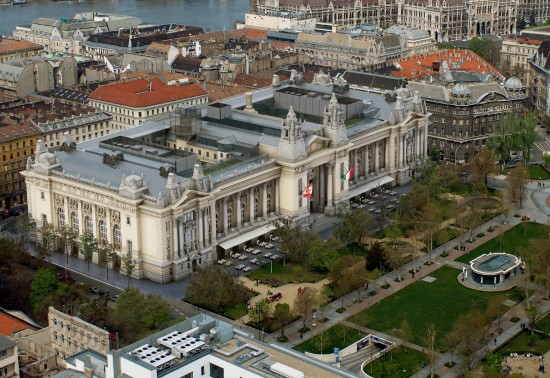 2174_ExchangePalace_ProjPic01