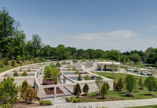 6168_ArlingtonNational_ProjPic01