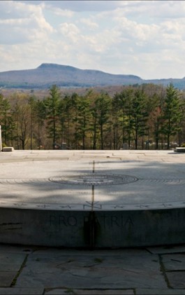 Amherst Warmemorial Site01