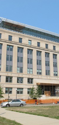 MIT-E52_SlideShow01
