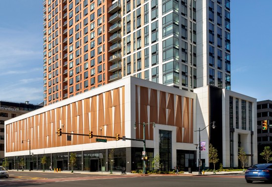 2726_777McCarter_ProjPic0.jpg
