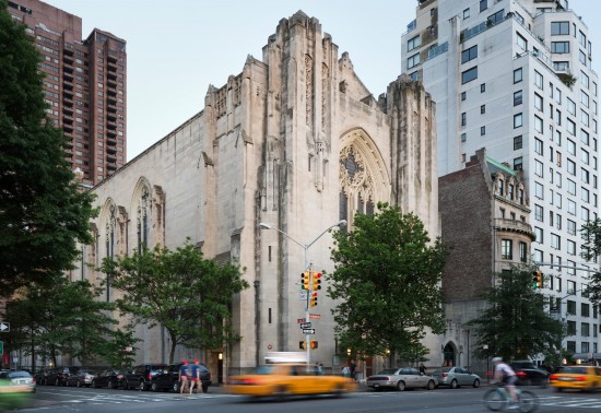 1631_ChurchHeavenlyRest_ProjPic01
