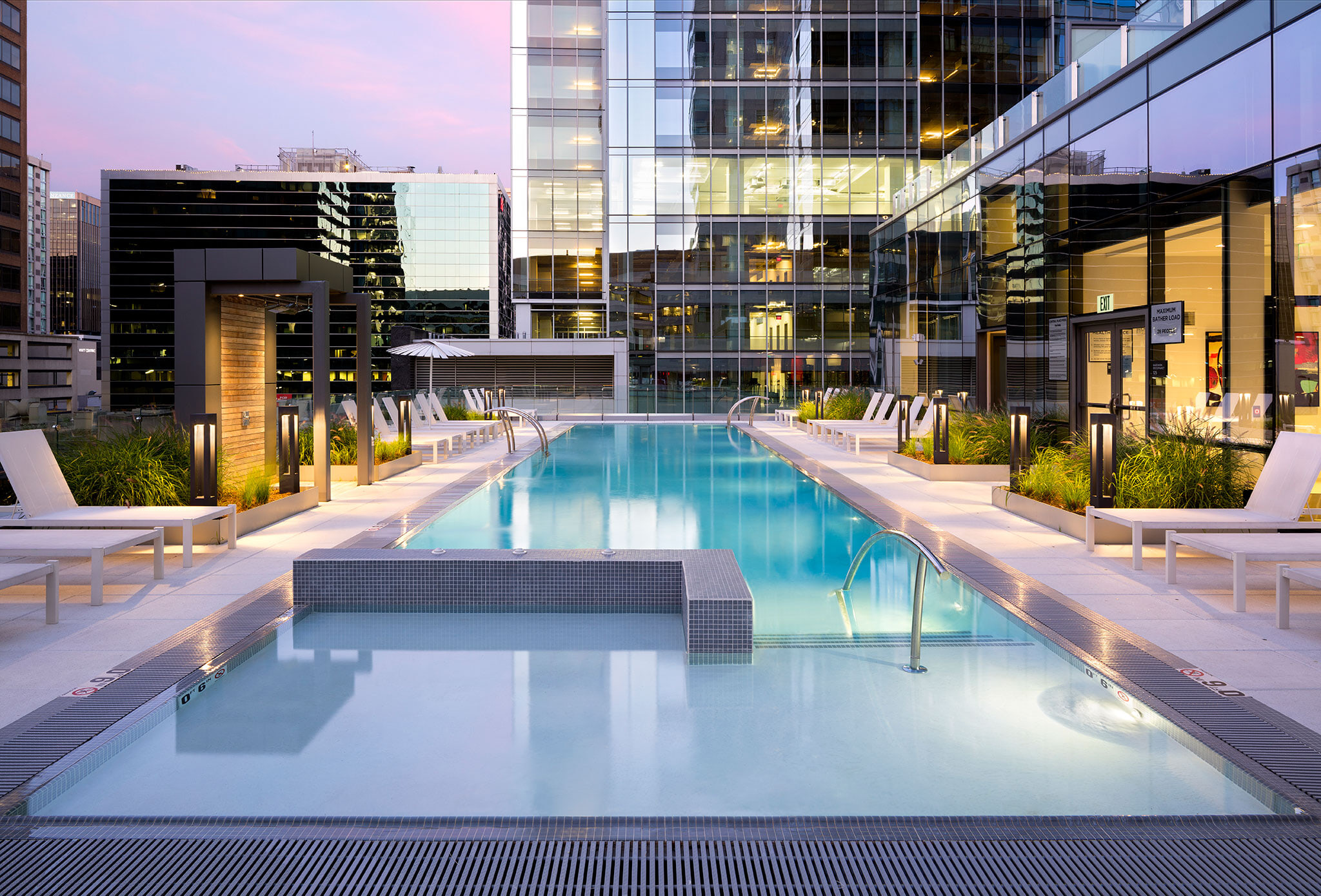 Central Place: 6033 CentralPlace Pool Ext01