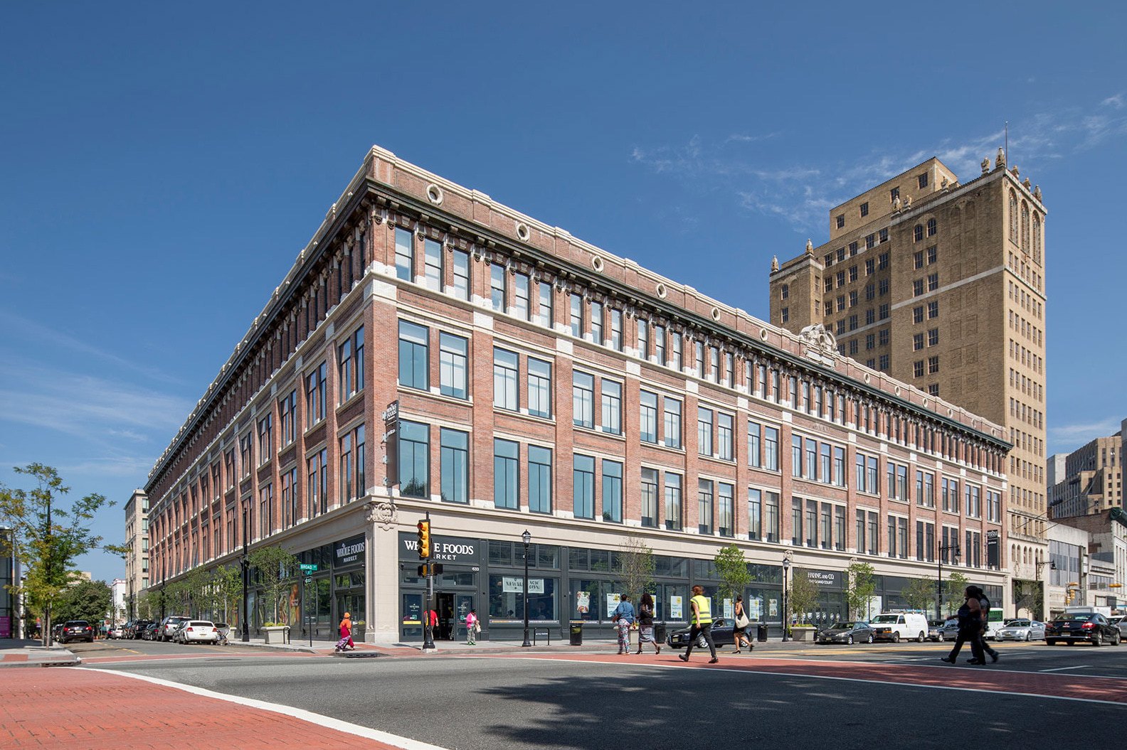 Hahne & Company Building: 2435 Hahnes 02 editB