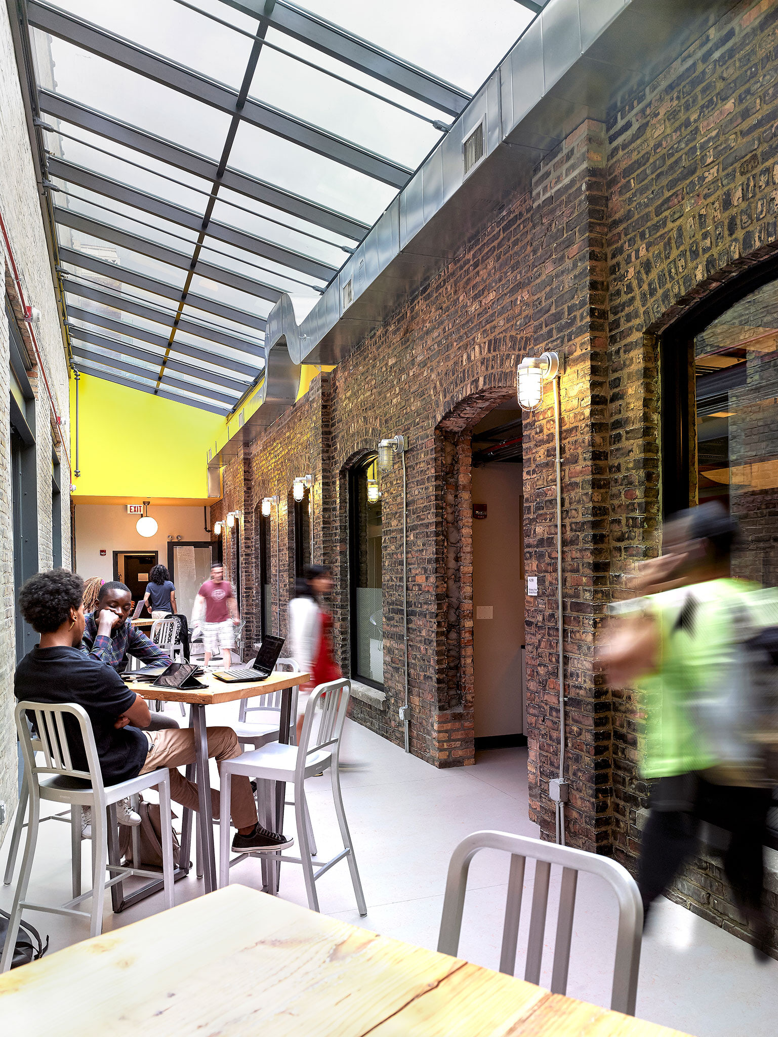 University of Chicago, Chicago Innovation Exchange: 2462 UnivChicago CIE 07