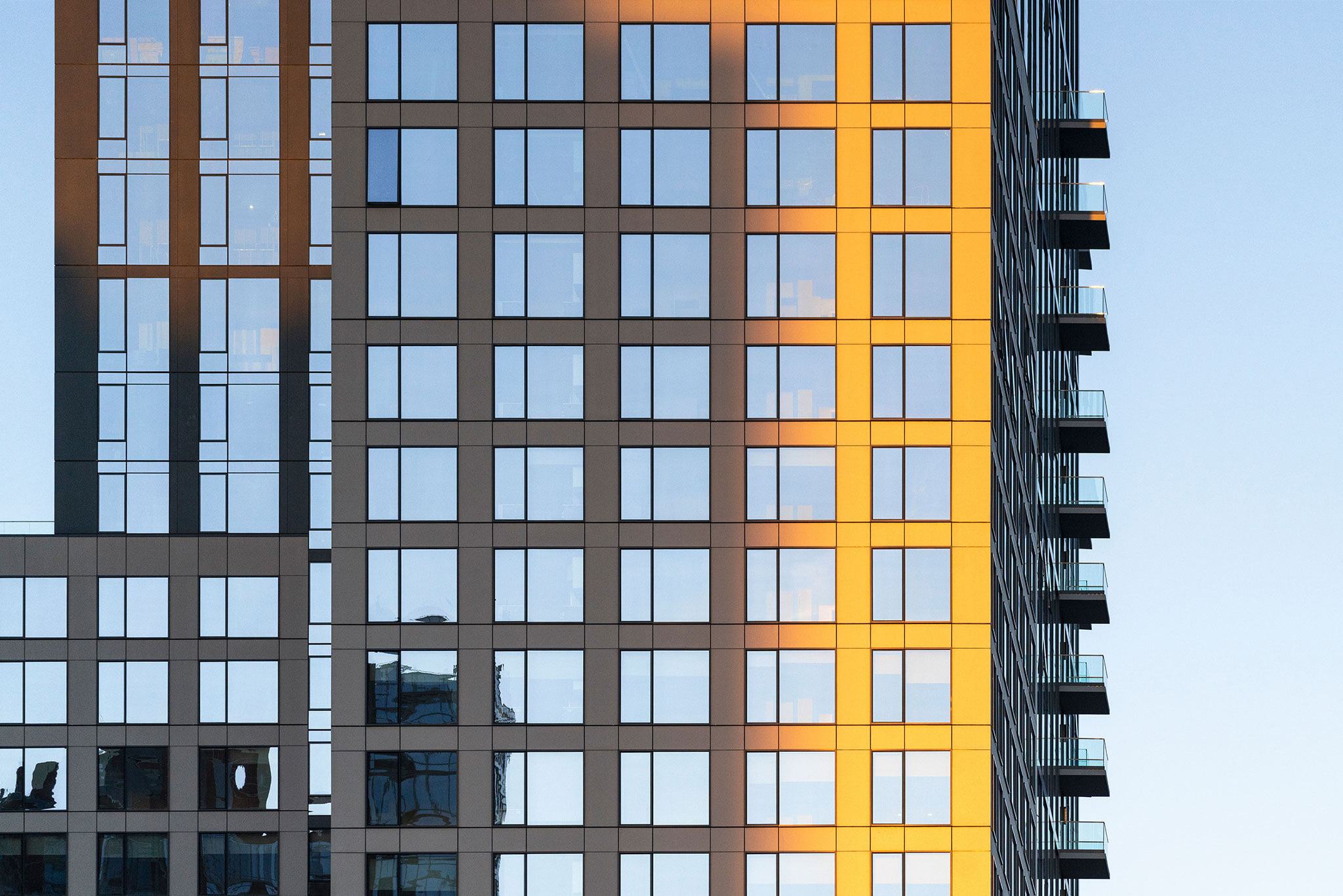 Stella: 2693 Stella Ext Detail16