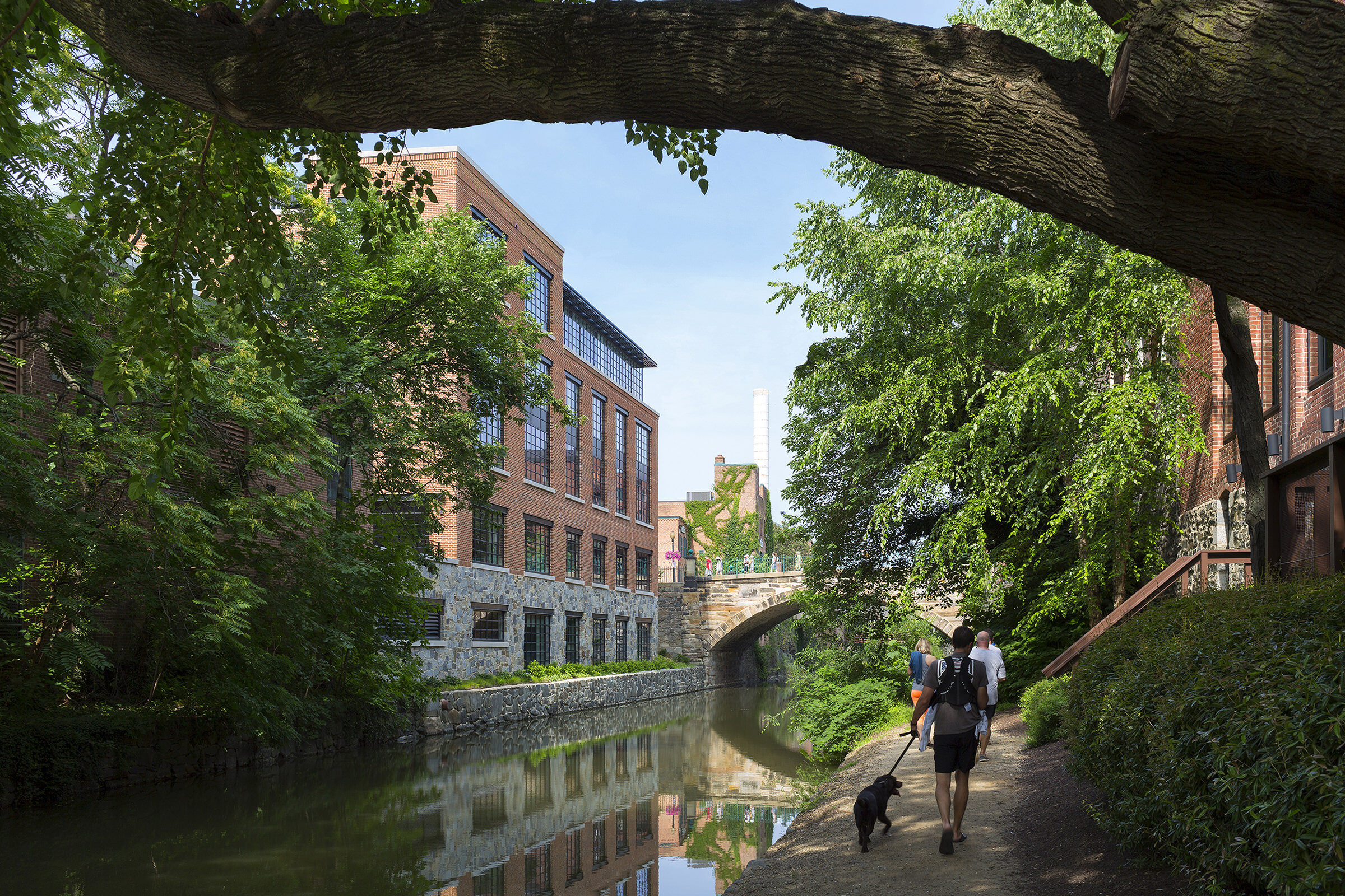 The building evokes the historic industrial buildings along the C&O Canal. The use of stone and brick mimic the character of the canal
