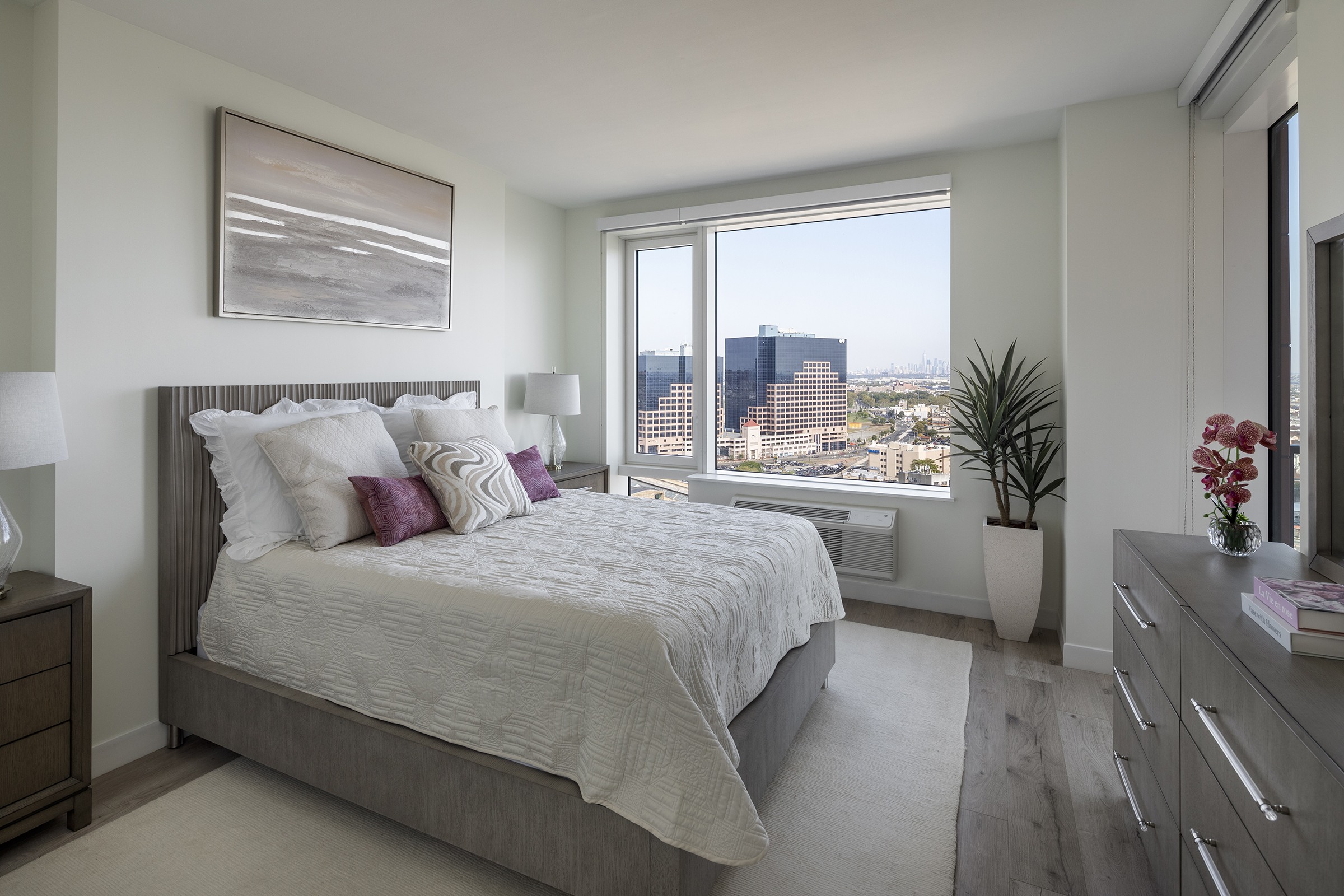 Iconiq 777: 777McCarter TypUnit Int04