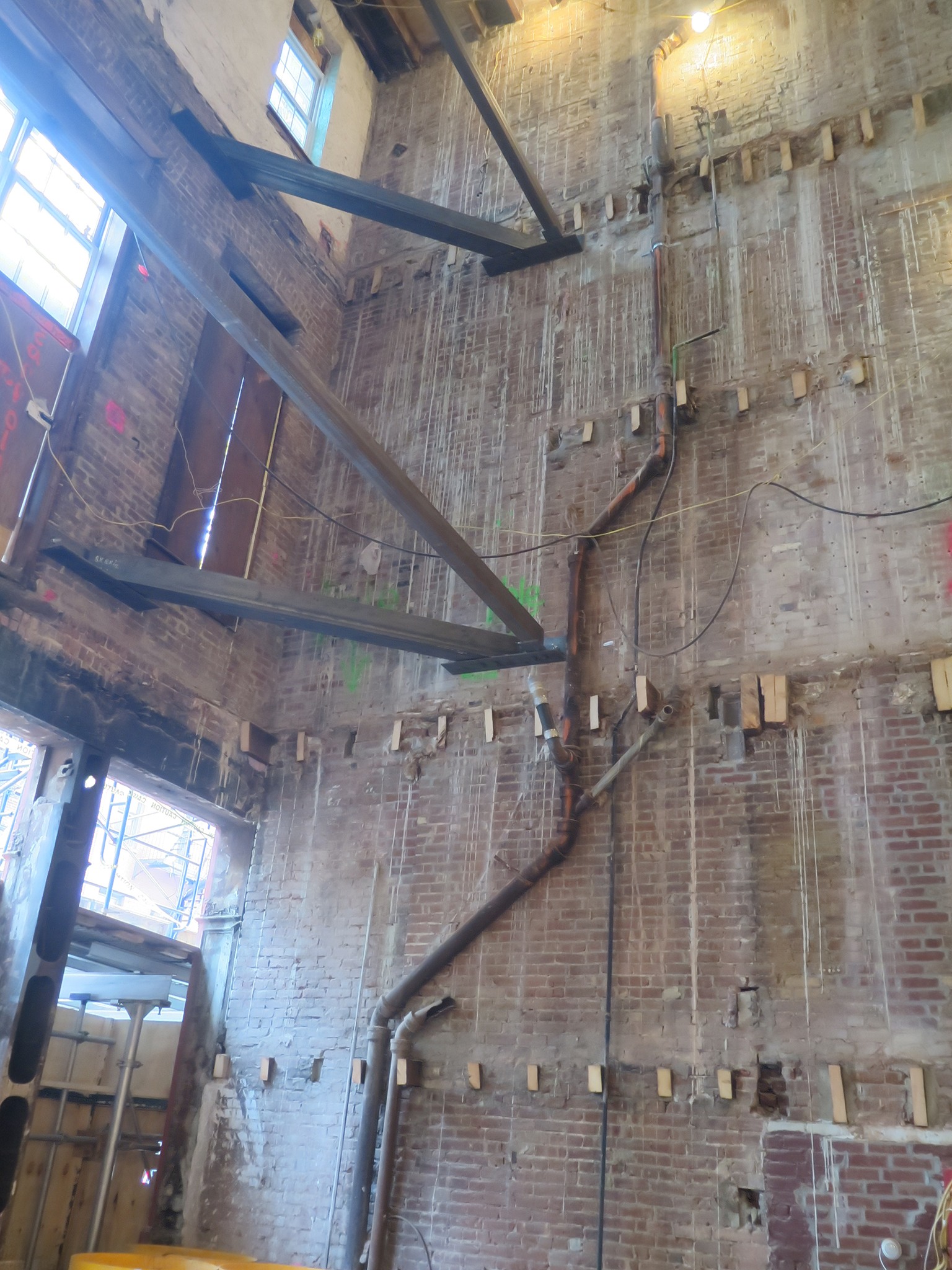 La MaMa Experimental Theatre Club: LaMaMa 20190501 Const03