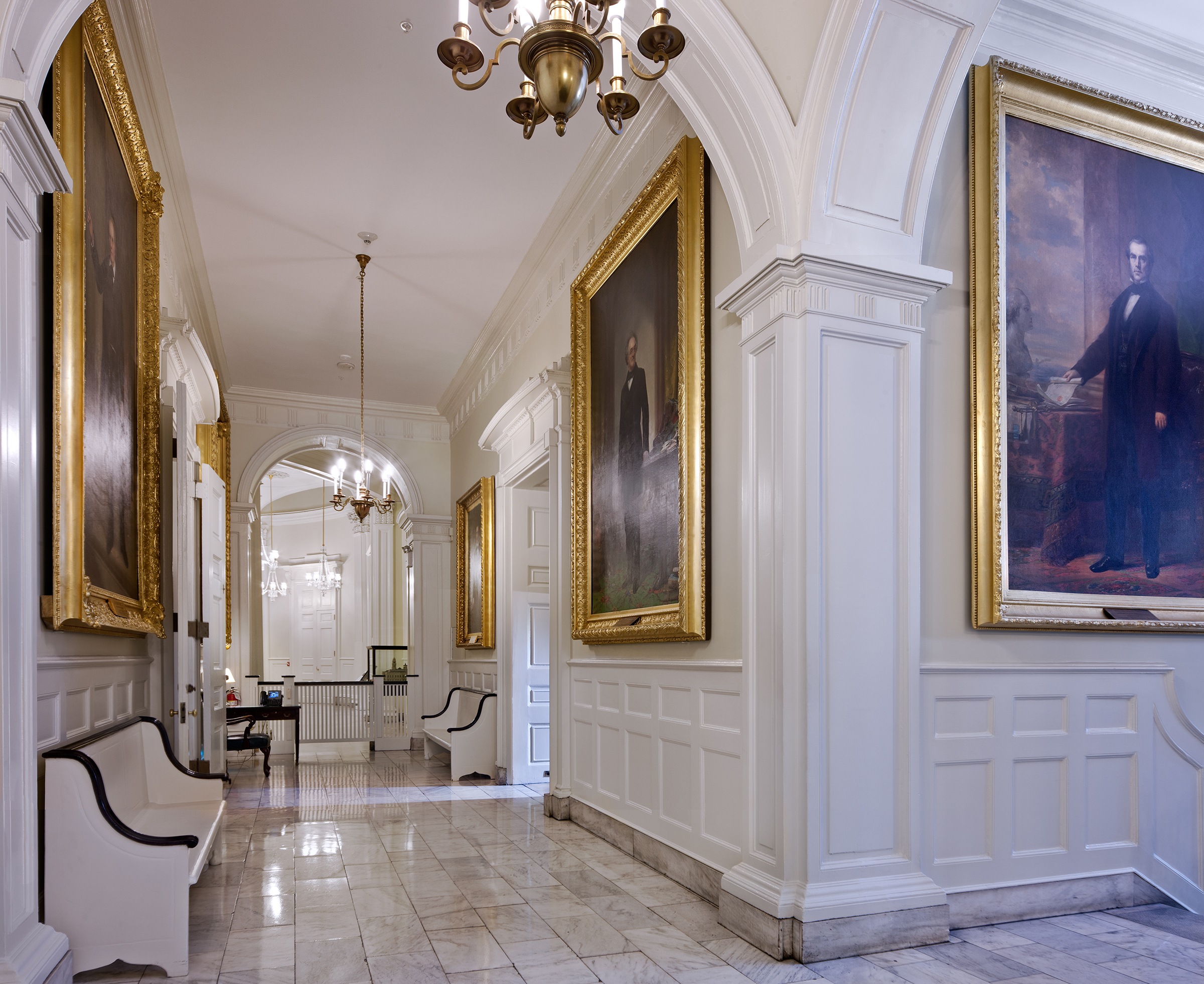 New York City Hall: NYCityHall Int09