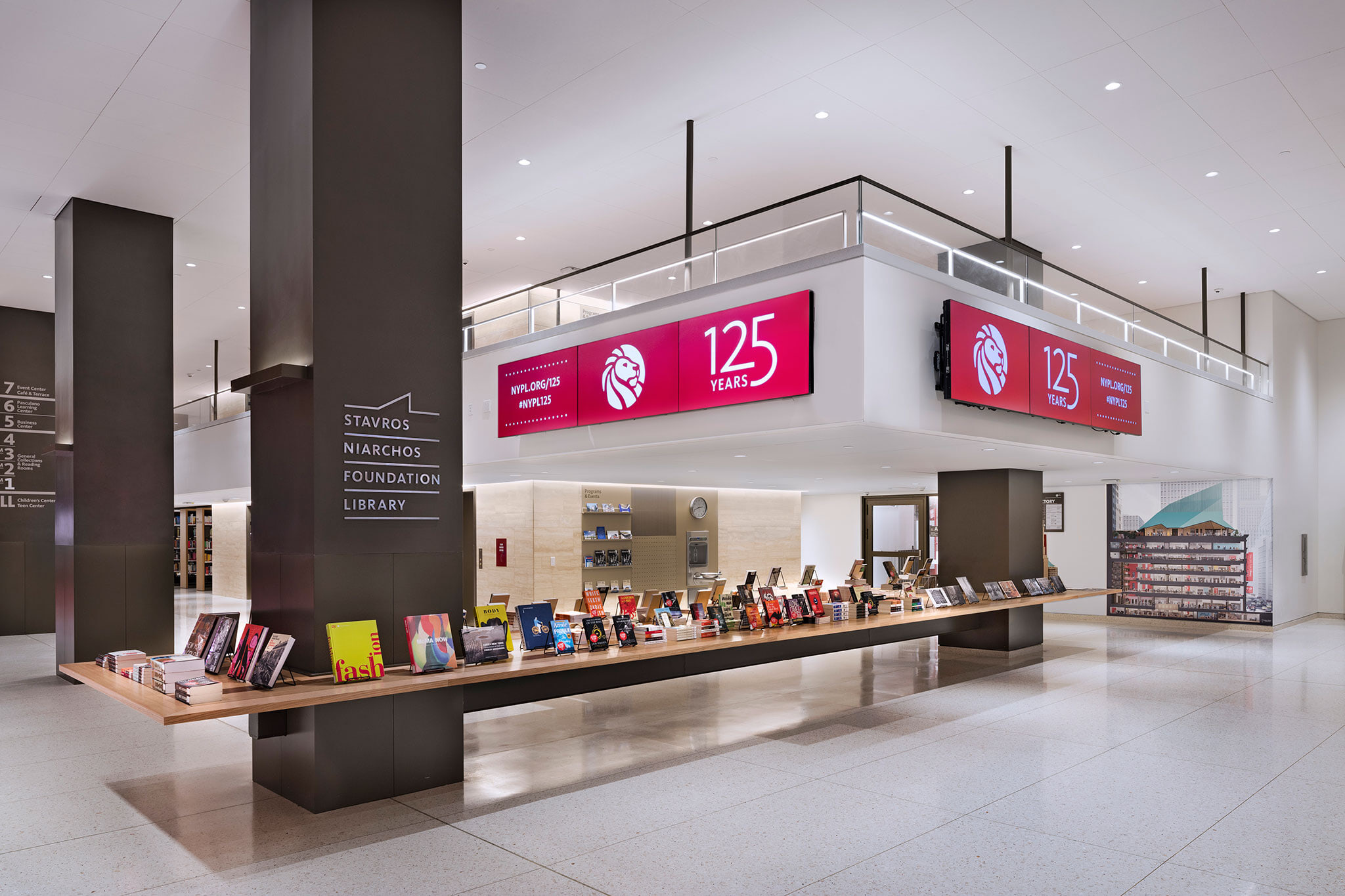 New York Public Library, The Stavros Niarchos Foundation Library: NYPL SNFL GroundFlr Screen1 Int04