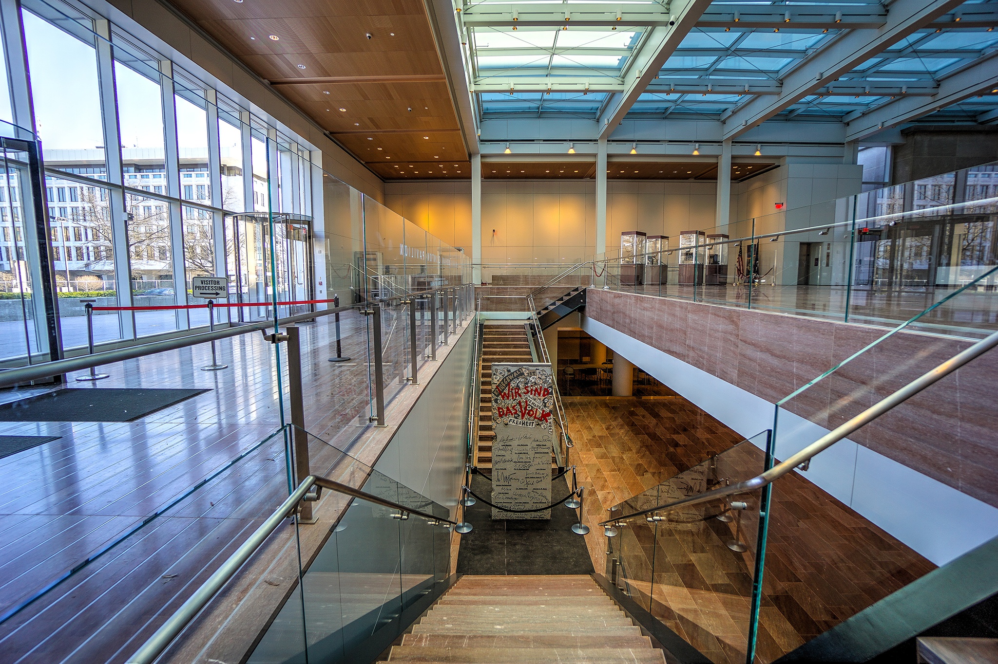 National Museum of American Diplomacy: USDC BerlinWall Installed 4 5 Edit