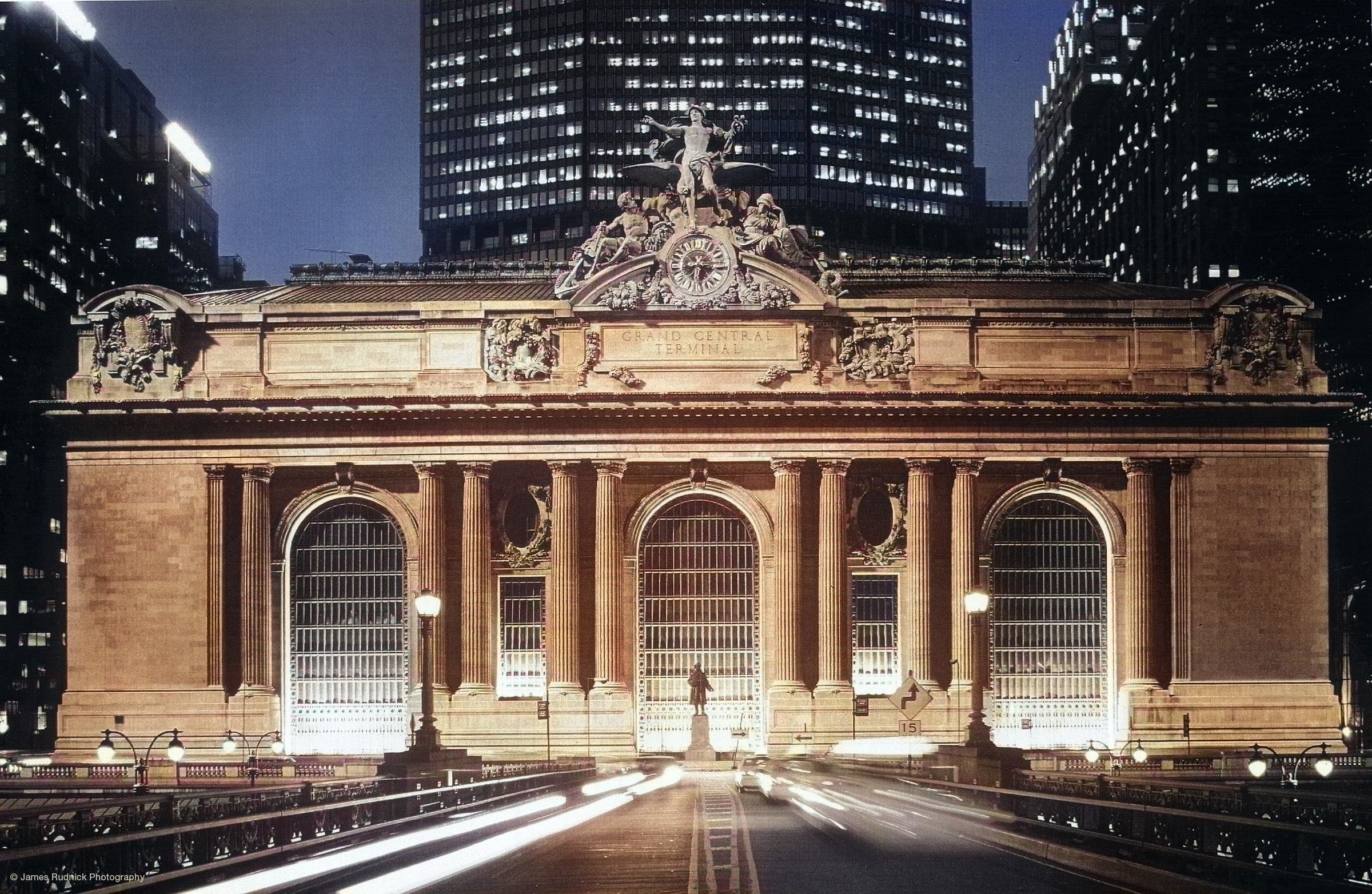 Grand Central Terminal: GrandCentral Night Ext02 V2