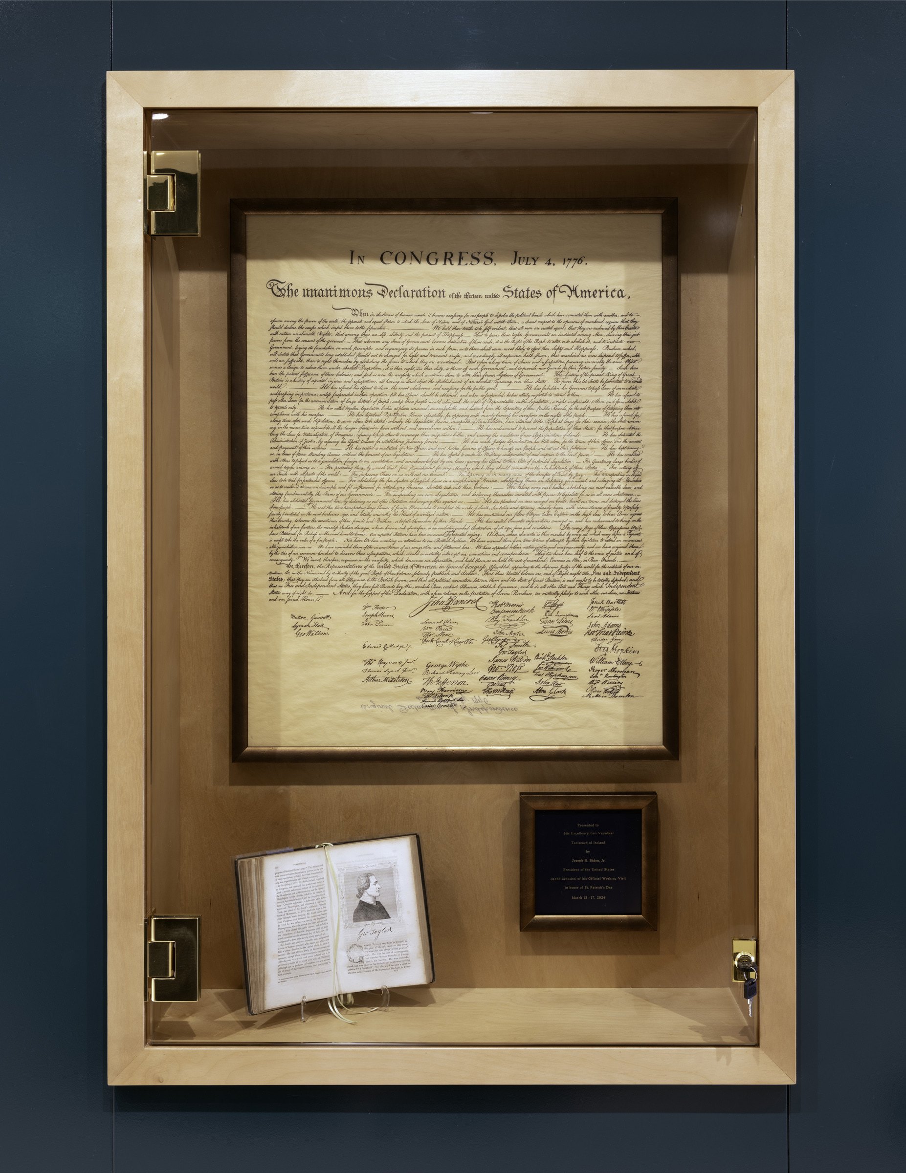 Embassy of Ireland in the United States: IrishEmbassy ExhibitArea Detail01