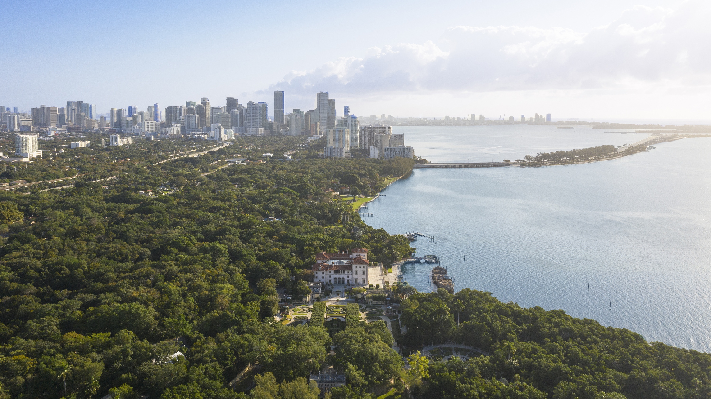 Vizcaya Museum & Gardens: Vizcaya Museum + Gardens Photo By Robin Hill (c) HI RES Copy